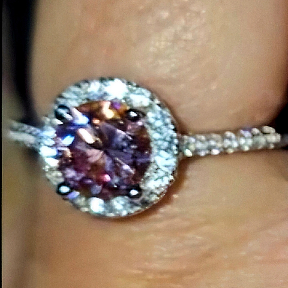Certified MOISSANITE 1CT Pink Center Halo Ring In S925 Silver NEW Size 7
